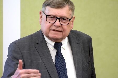 O strategii i prognozie rozwoju szkolnictwa wyższego 