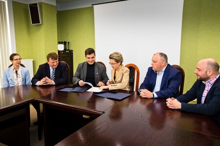 Nasza uczelnia w projekcie budowy statków kosmicznych 
