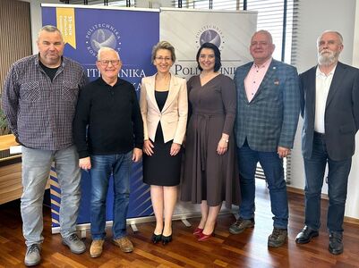 Rozmowy o zbliżającej się konferencji z okazji 20-lecia Klubu Pioniera Koszalina